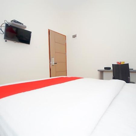 Oyo 251 The Maximus Inn Hotel Palembang Eksteriør billede
