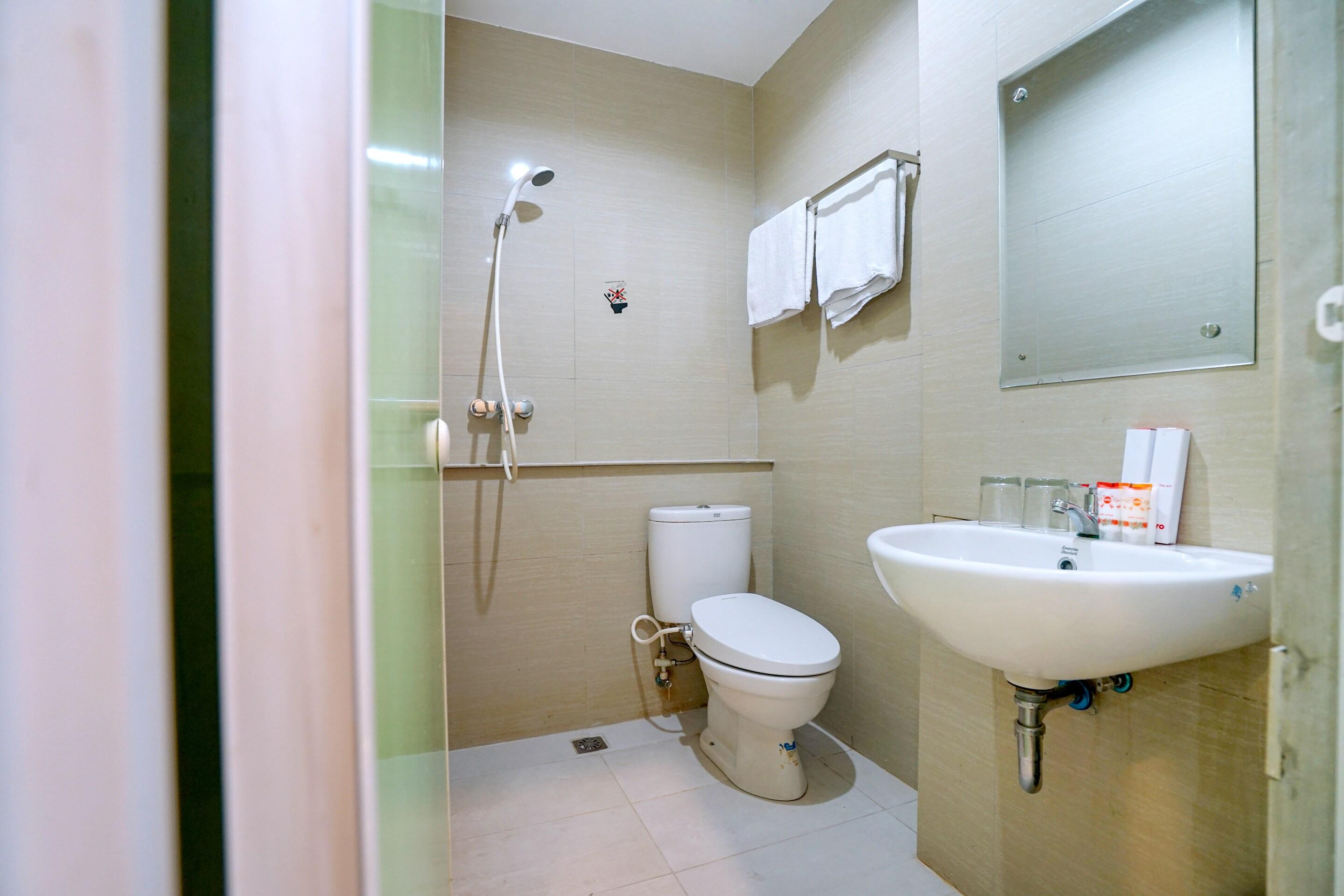 Oyo 251 The Maximus Inn Hotel Palembang Eksteriør billede