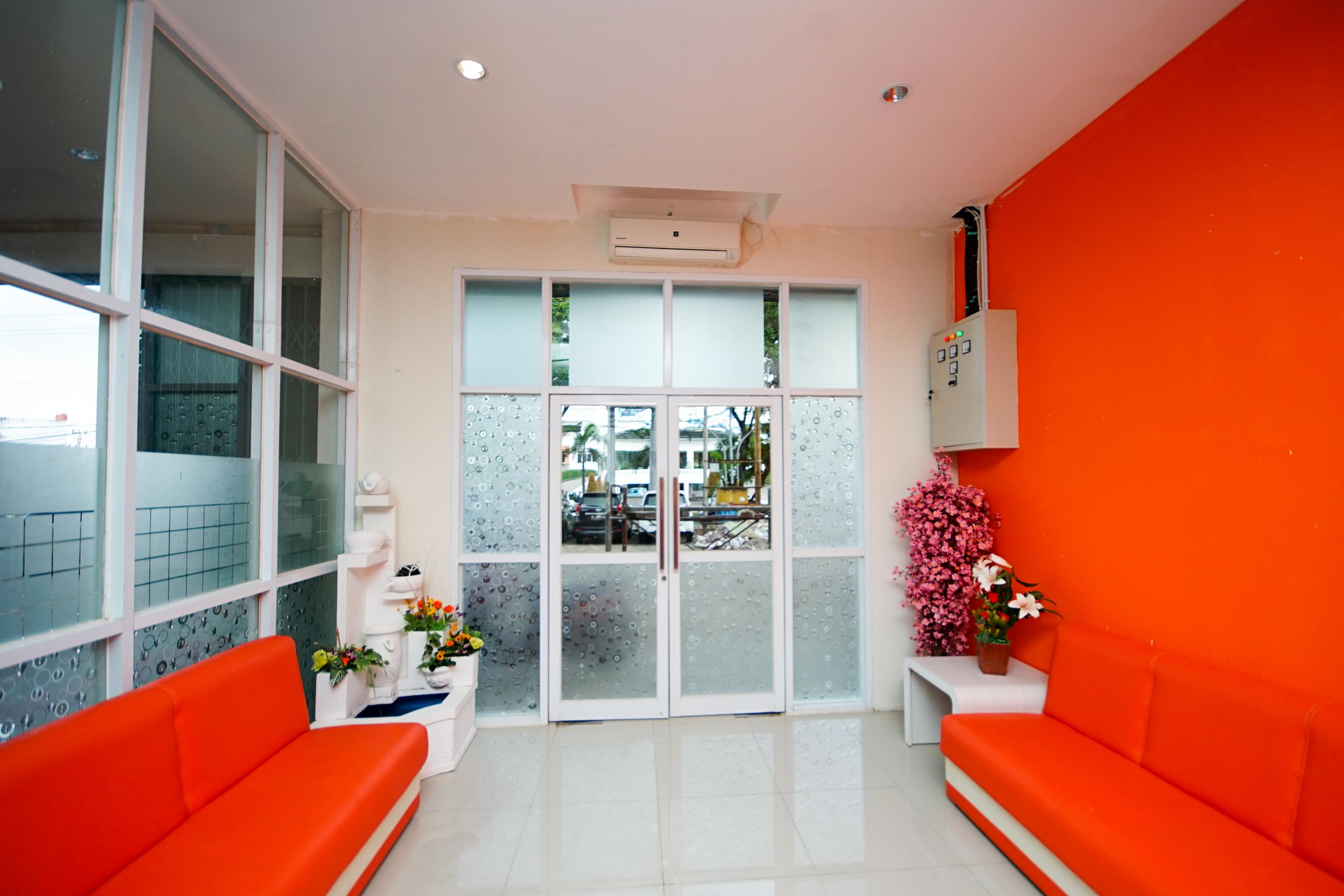 Oyo 251 The Maximus Inn Hotel Palembang Eksteriør billede