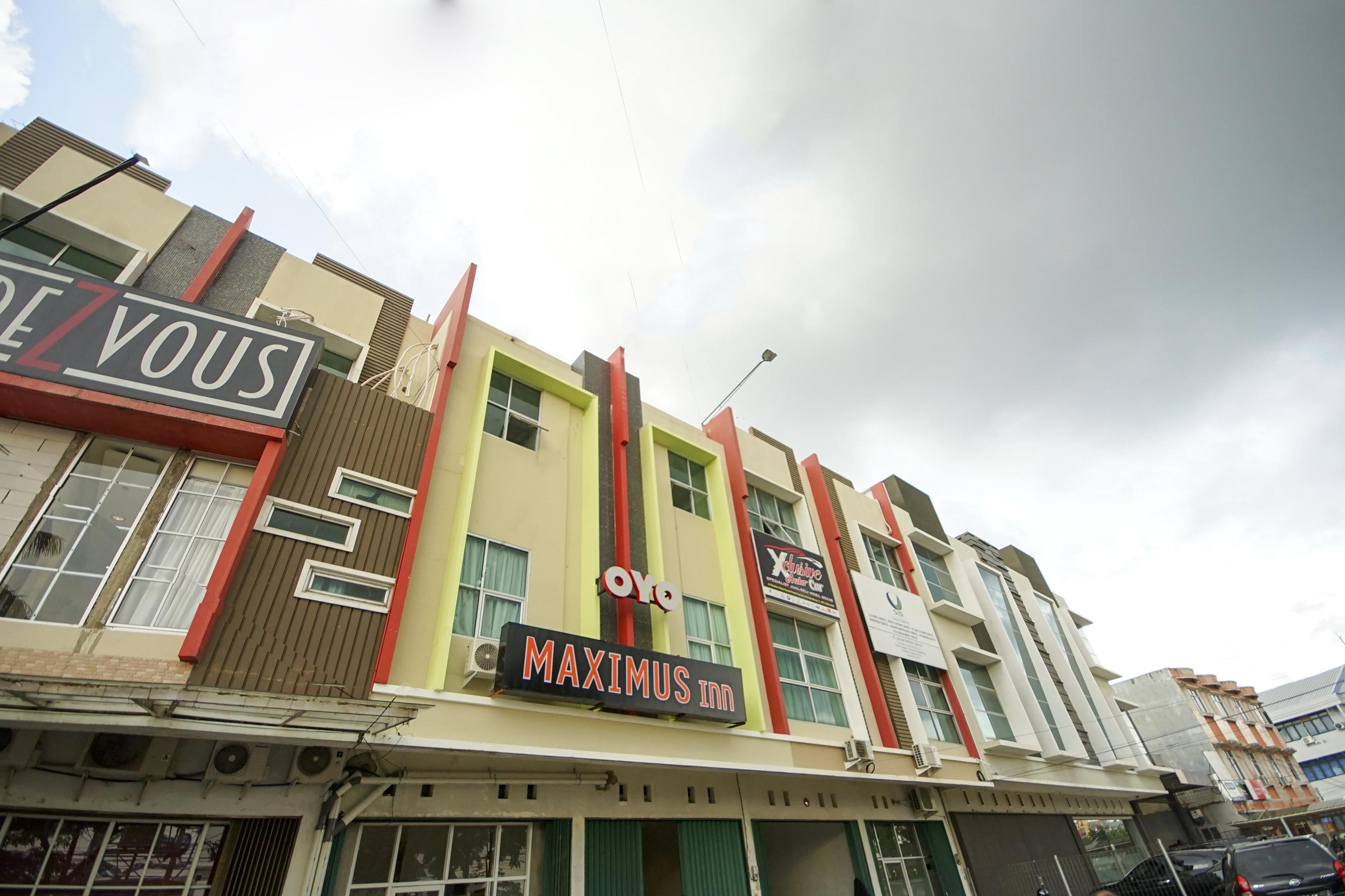 Oyo 251 The Maximus Inn Hotel Palembang Eksteriør billede